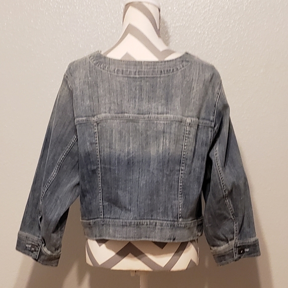 NWT Torrid Crop Denim Jacket Size 3 - Picture 4 of 10